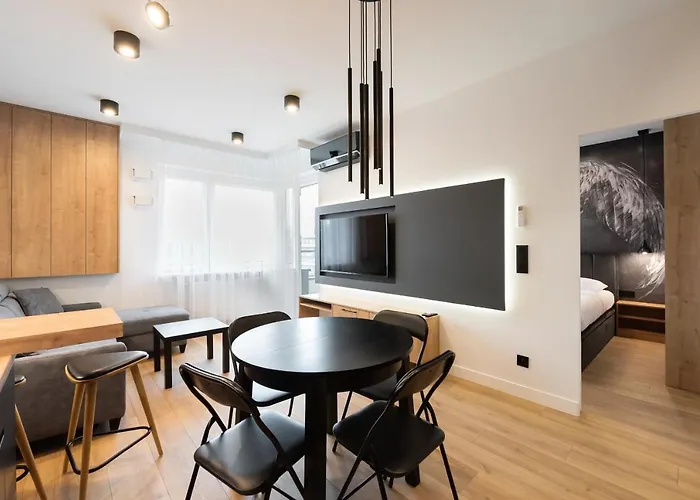 Zoliborz Obsidian Apartment