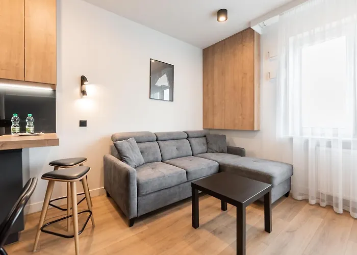 Zoliborz Obsidian Apartment